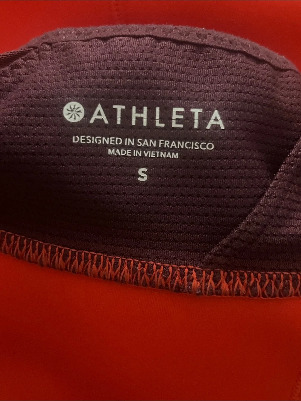 Athleta Tenacity Mesh Plunge Bra